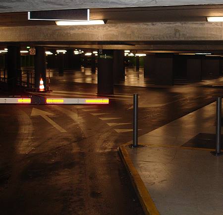 Ankunft gegen Mittag und gähnende Leere in der Tiefgarage